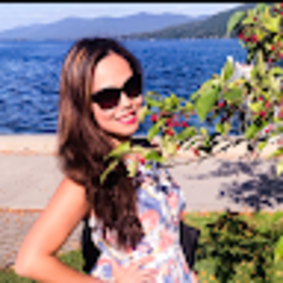 Meet your Posher, Lady - Picture 1 of 1